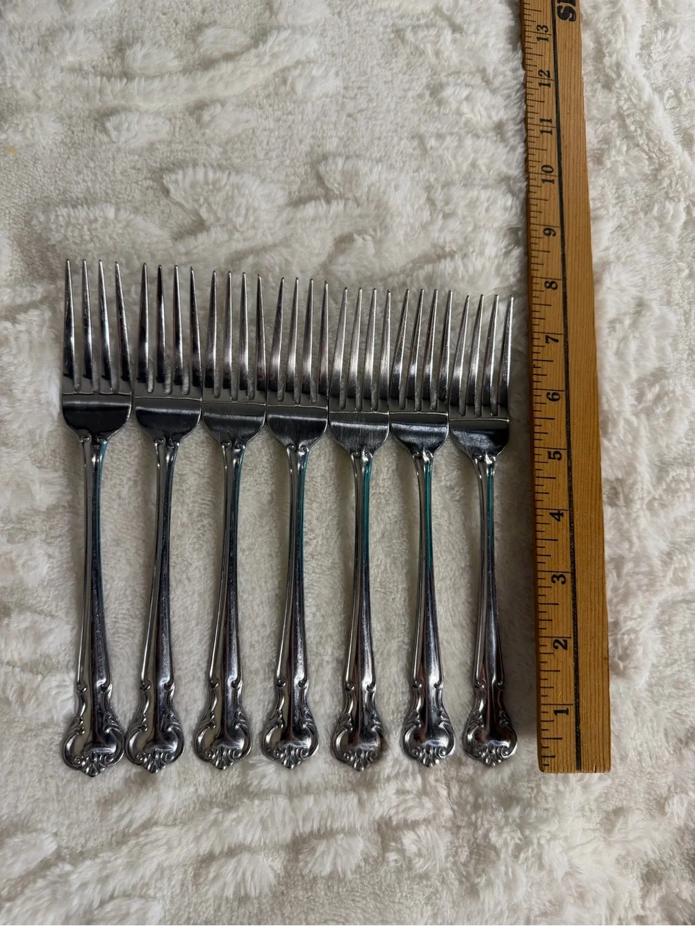 Farberware FRW79 Forks Pre Owned 7 Forks